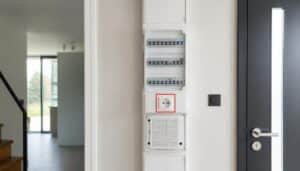 Prise dans la GTL : rôle, norme et installation